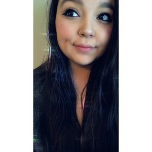 Meet your Posher, Shaye